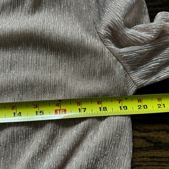 WHBM Metallic Pink Shimmer Long Sleeve V Neck Blouse Size Large NEW - Picture 9 of 9